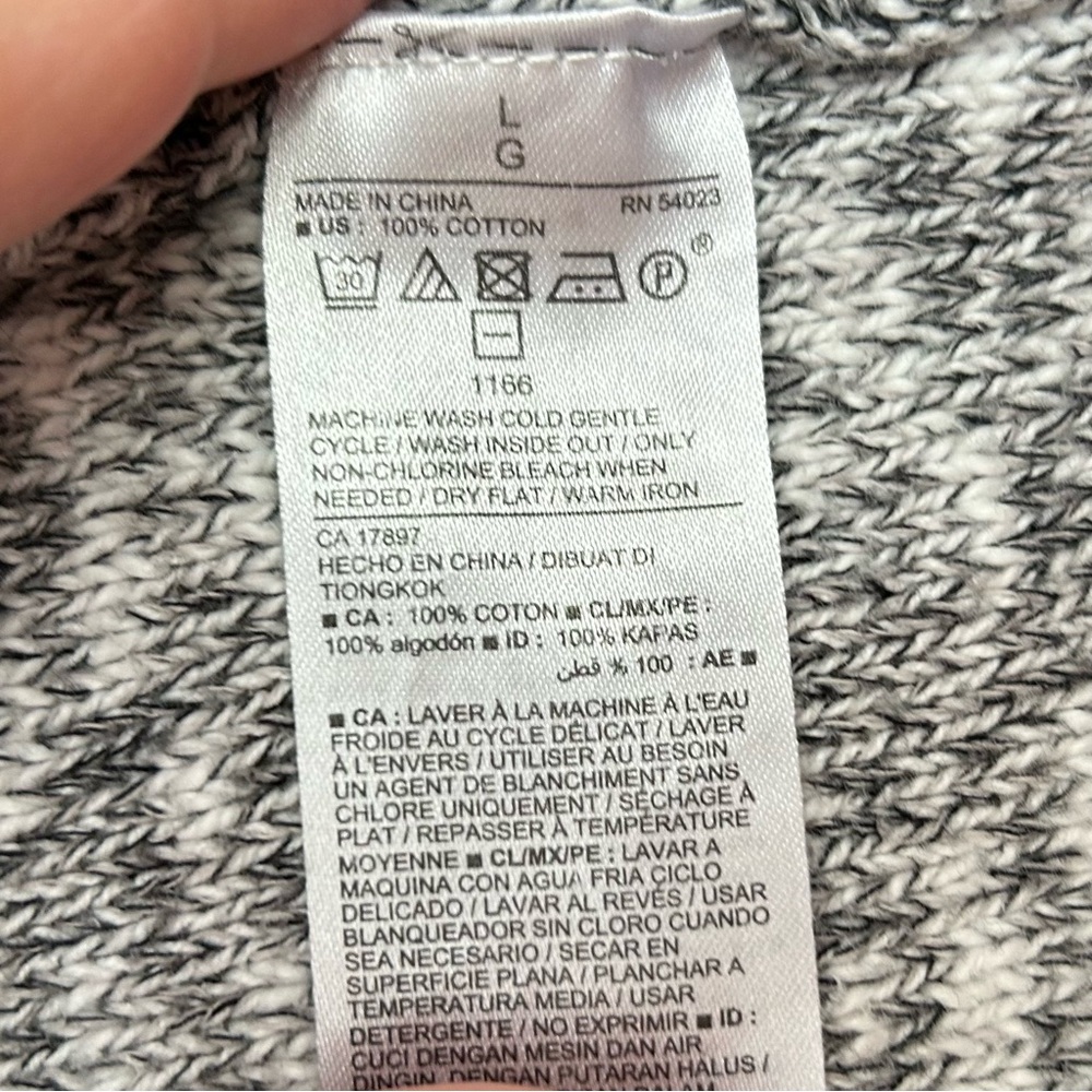 Old Navy Women’s Gray Marled Knit Open Cardigan - Picture 5 of 9